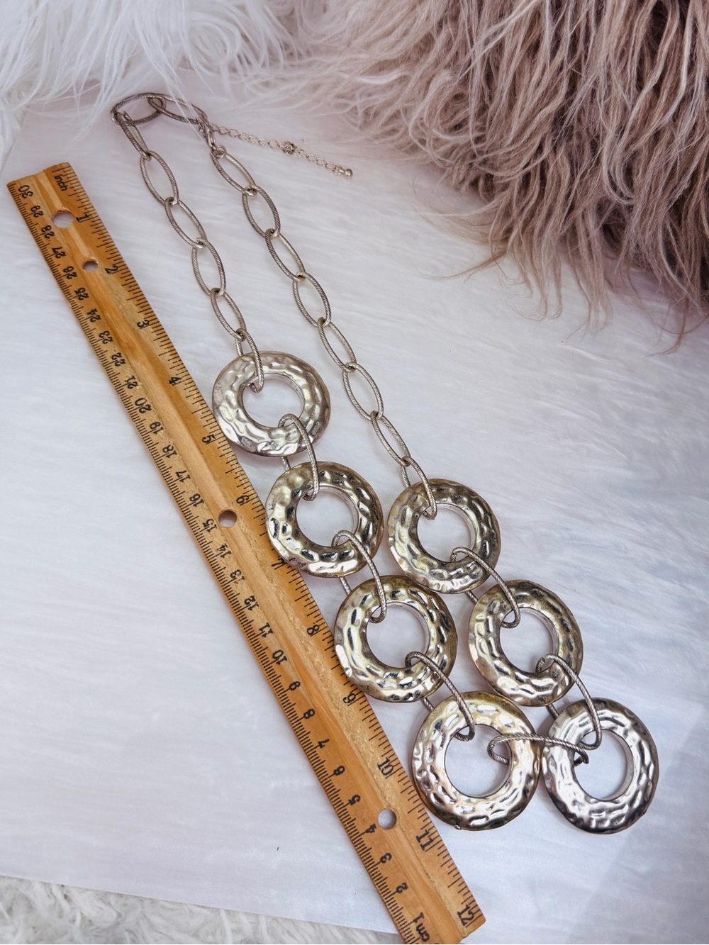 Vintage Silver Tone Hammered Circle Link Statement Necklace - Picture 5 of 8